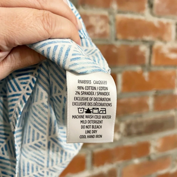 Robert Graham Geometric Patterned Classic Fit Size XL - Picture 5 of 11